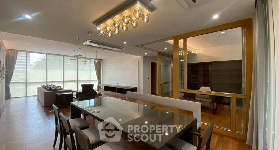 For rent 3 ベッドルーム condo in Watthana, Bangkok