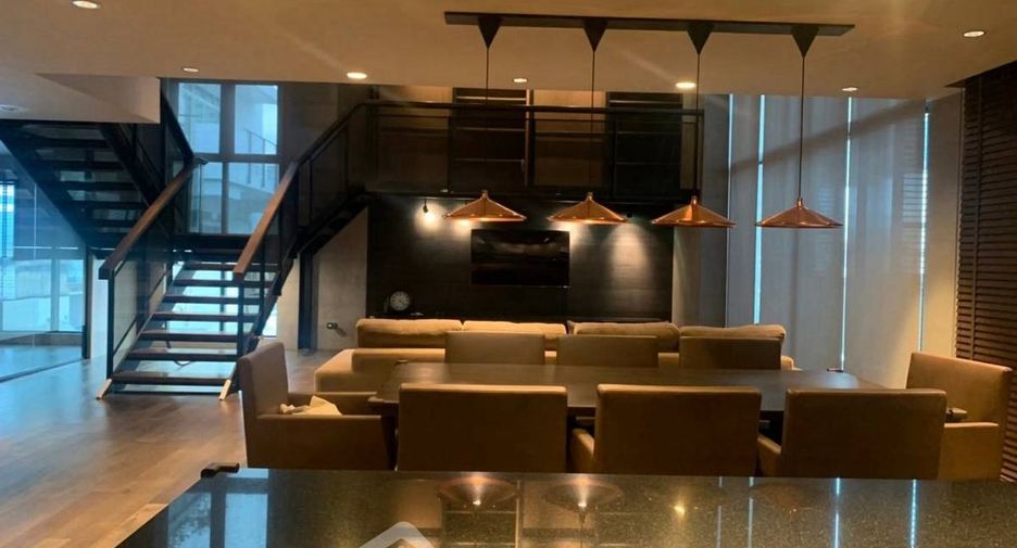 Wohnung zur Miete mit 3 Zimmer in Watthana, Bangkok