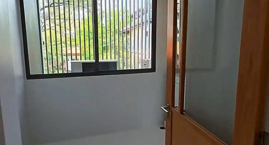 For rent 3 ベッドルーム condo in Watthana, Bangkok
