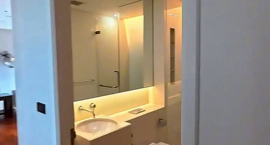 For rent 3 ベッドルーム condo in Watthana, Bangkok
