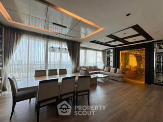 出售 4 卧室 公寓 在 Khlong Toei, 曼谷
