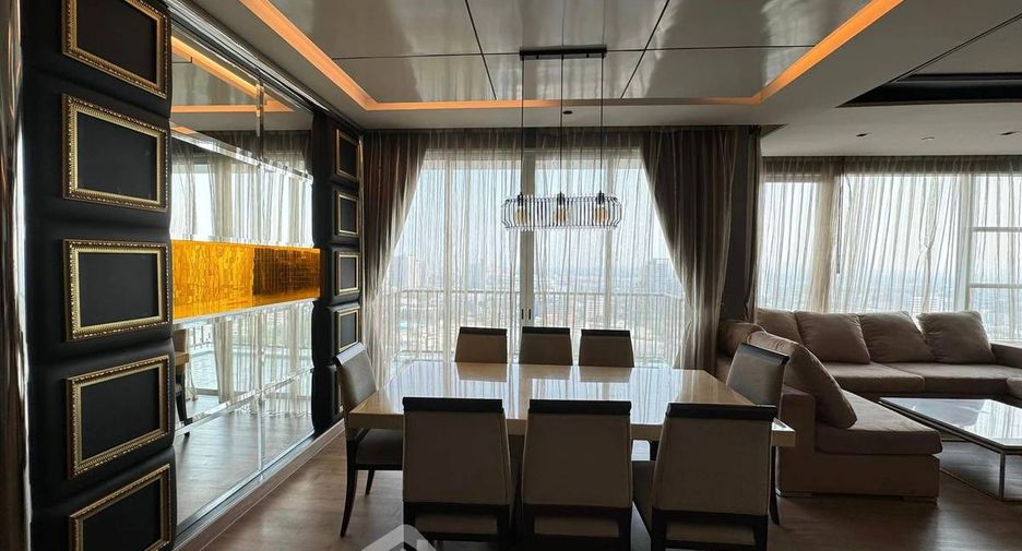 For sale 4 bedrooms condo in Khlong Toei, Bangkok