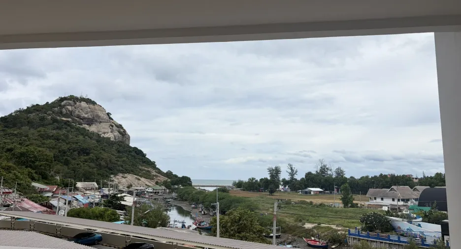 For rent 2 bedrooms condo in Hua Hin, Prachuap Khiri Khan