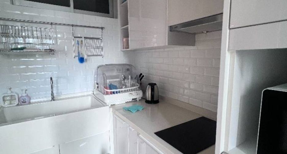 For sale 2 ベッドルーム condo in Khlong Toei, Bangkok