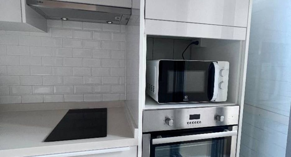 For sale 2 ベッドルーム condo in Khlong Toei, Bangkok
