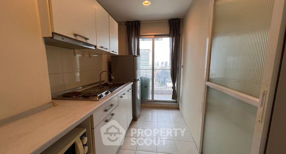 Condo en alquiler y en venta de 1 habitaciones en Sathon, Bangkok