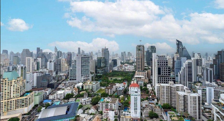 For rent and for sale 1 bed condo in Khlong Toei, Bangkok