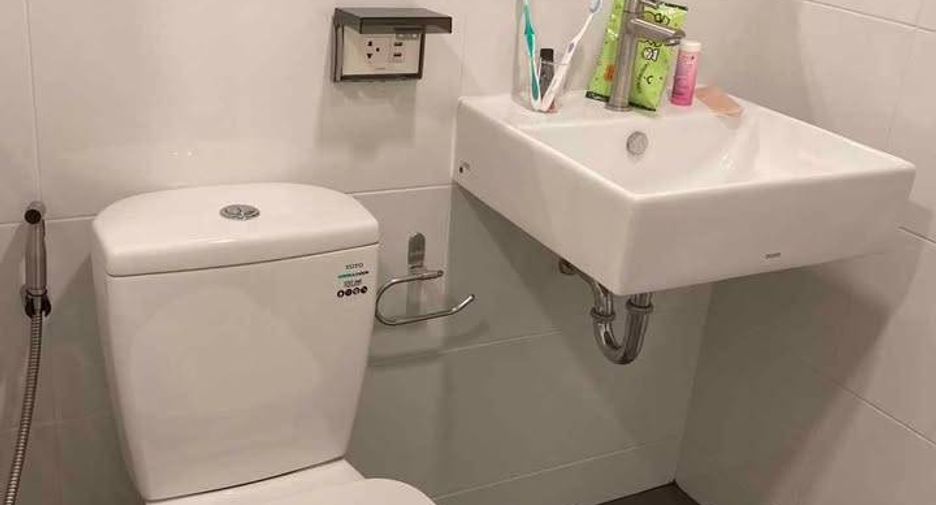 À vendre 1 chambre condo à Phra Khanong, Bangkok