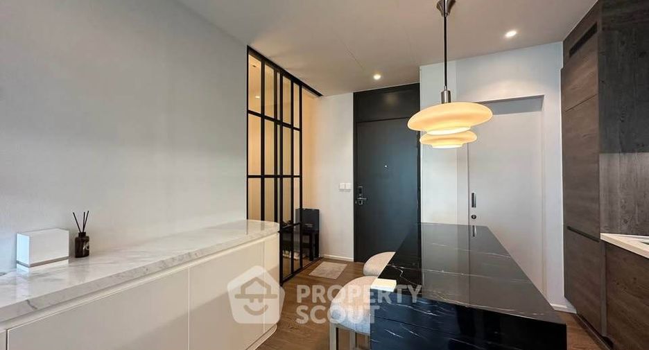 For sale 1 bed condo in Pathum Wan, Bangkok