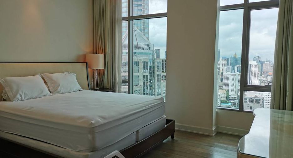 For sale 2 bedrooms apartment in Pathum Wan, Bangkok