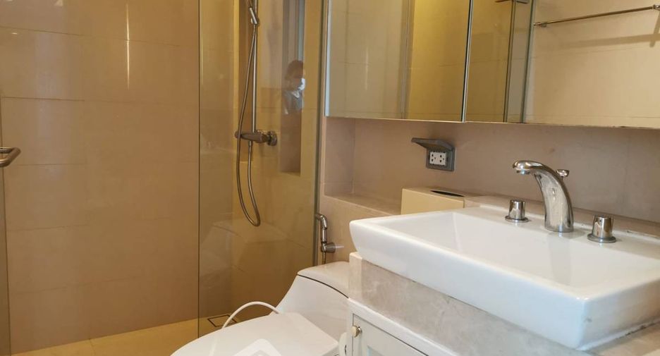For sale 2 bedrooms apartment in Pathum Wan, Bangkok
