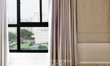 For sale 1 bed condo in Huai Khwang, Bangkok