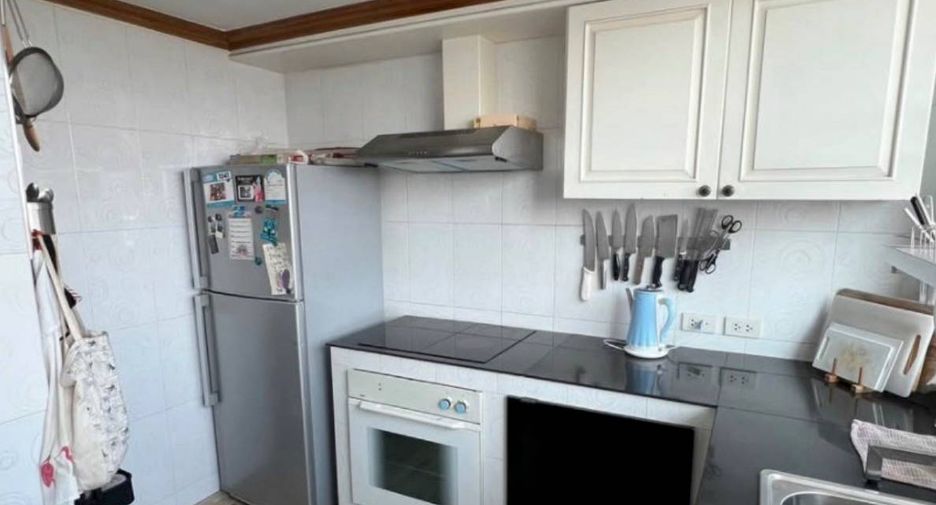 Wohnung zum Kauf mit 3 Zimmer in Yan Nawa, Bangkok