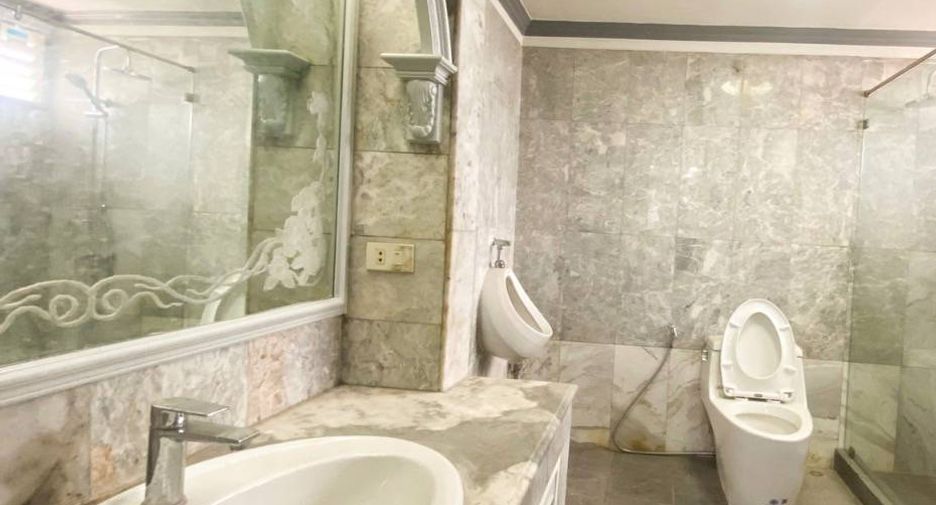 Condo en venta de 3 habitaciones en Watthana, Bangkok