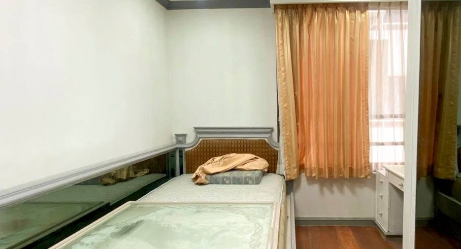 Condo en venta de 3 habitaciones en Watthana, Bangkok