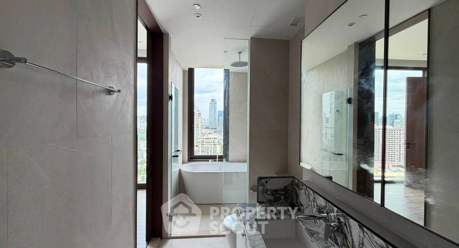Wohnung zum Kauf mit 3 Zimmer in Sathon, Bangkok