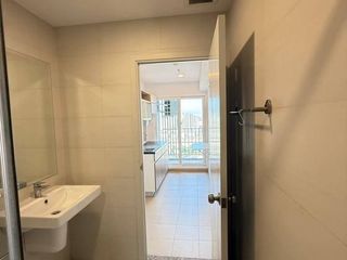 For sale 1 bed condo in Bang Kapi, Bangkok