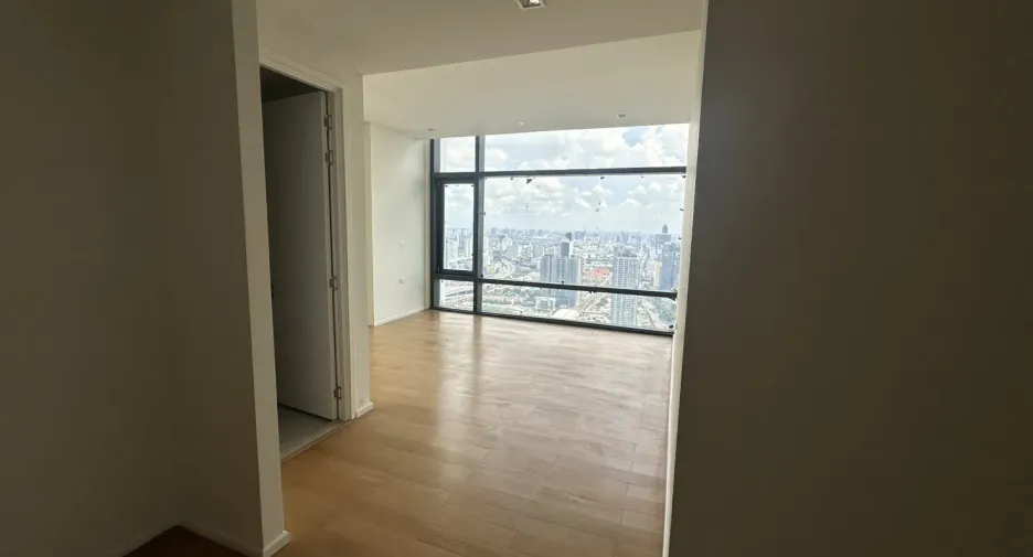 À vendre 2 chambres condo à Watthana, Bangkok