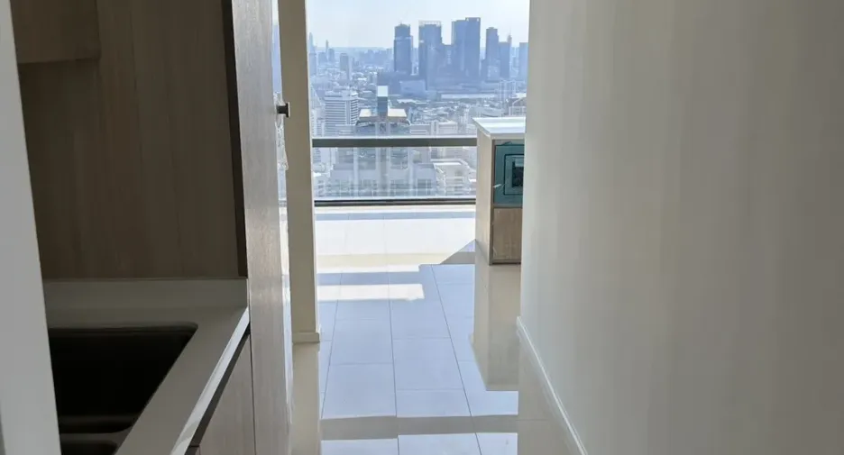 À vendre 2 chambres condo à Watthana, Bangkok