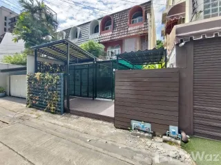 For rent retail Space in Sathon, Bangkok