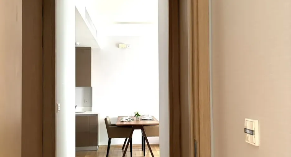 For sale そして for rent 2 ベッドルーム condo in Khlong Toei, Bangkok