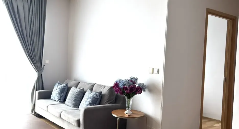 For sale そして for rent 2 ベッドルーム condo in Khlong Toei, Bangkok