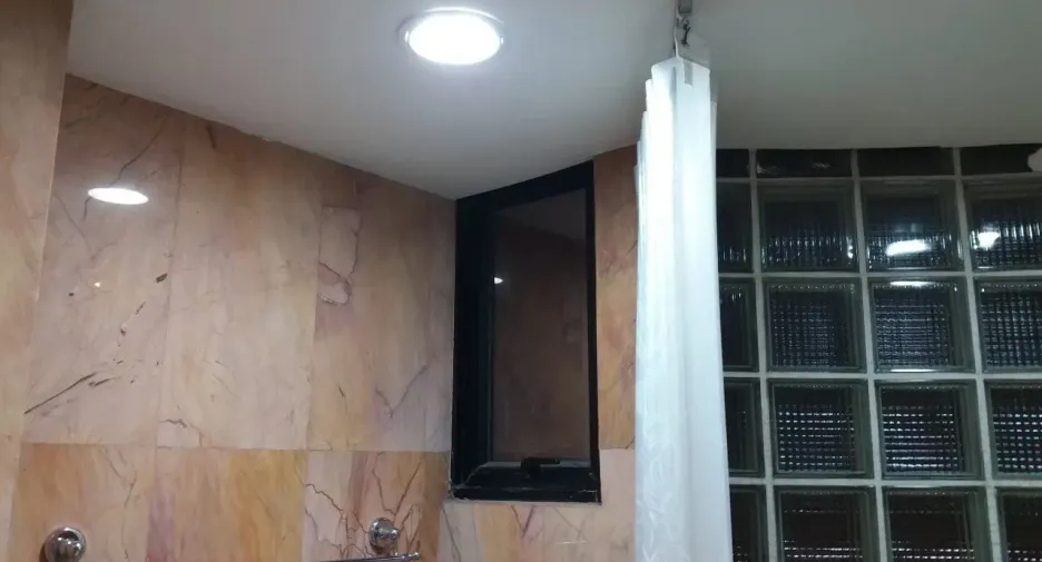 For sale studio condo in Khlong Toei, Bangkok