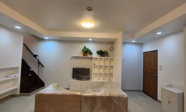 For sale studio condo in Khlong Toei, Bangkok