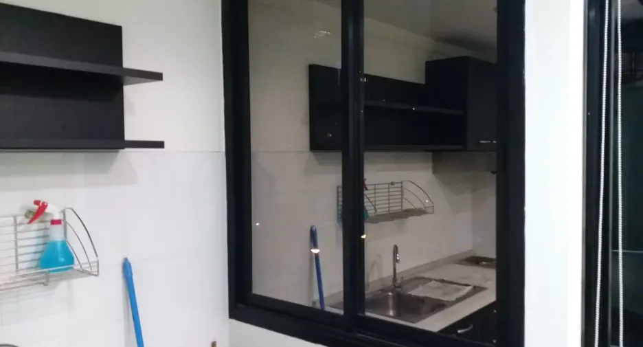 For sale studio condo in Khlong Toei, Bangkok