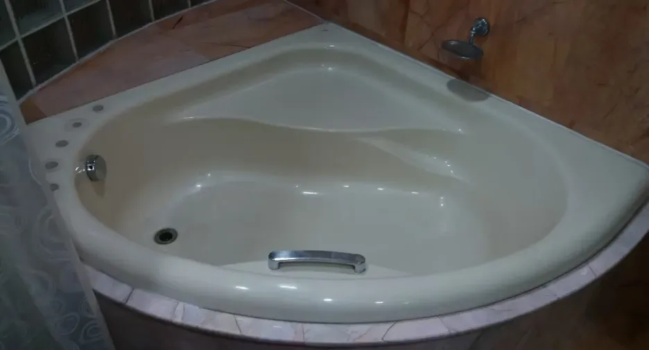 For sale studio condo in Khlong Toei, Bangkok