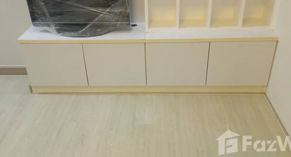 For sale studio condo in Khlong Toei, Bangkok