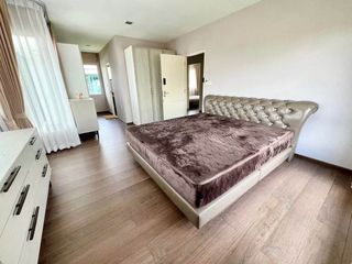 For sale 4 bedrooms townhouse in Bang Phli, Samut Prakan