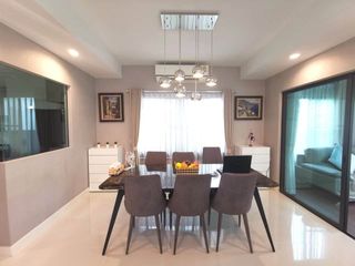 For sale 4 bedrooms townhouse in Bang Phli, Samut Prakan