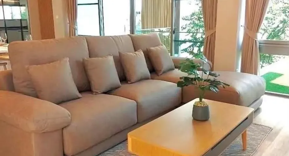 Casa en alquiler de 3 habitaciones en Saphan Sung, Bangkok