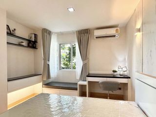 À vendre 2 chambres condo à Phra Khanong, Bangkok