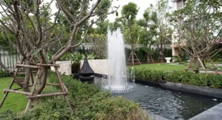 For sale 3 bedrooms townhouse in Lat Krabang, Bangkok