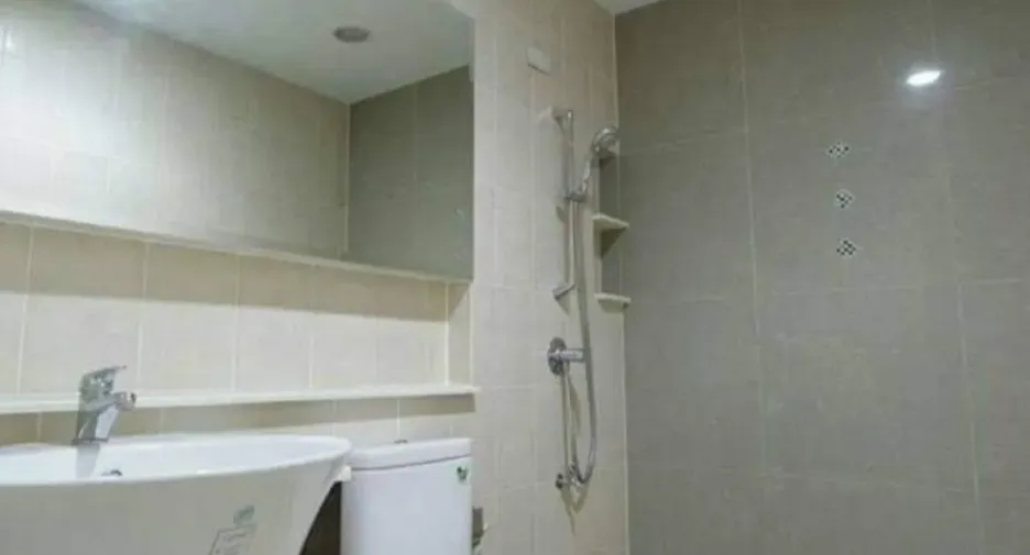 For sale 3 bedrooms townhouse in Lat Krabang, Bangkok