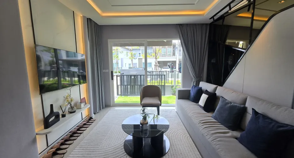 À vendre et à louer 3 chambres maison à Bang Phli, Samut Prakan