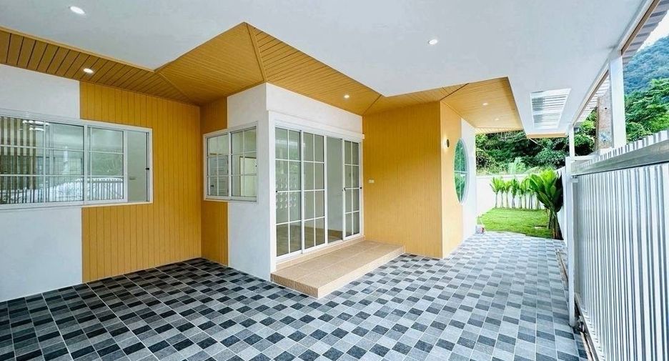 Haus zur Miete mit 3 Zimmer in Mueang Phuket, Phuket