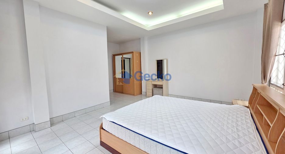 For rent 3 bedrooms house in Bang Lamung, Chonburi
