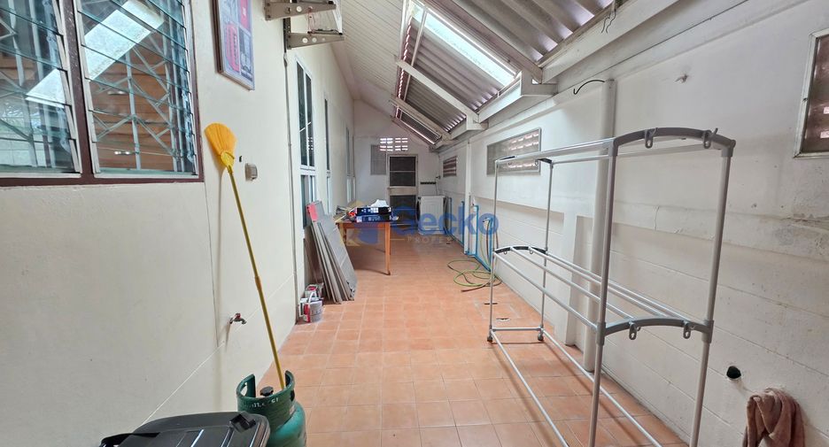 For rent 3 bedrooms house in Bang Lamung, Chonburi