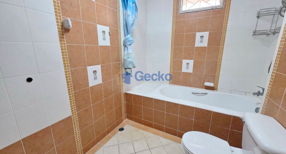 For rent 3 bedrooms house in Bang Lamung, Chonburi