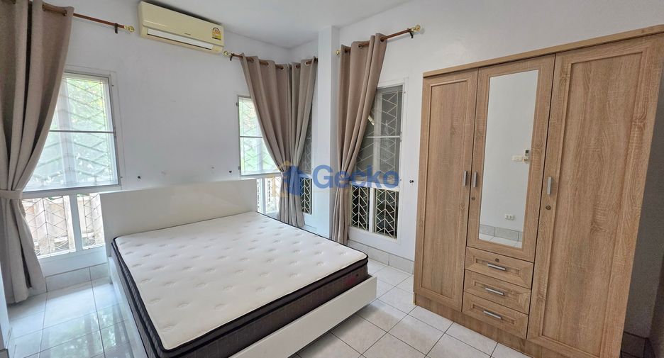 For rent 3 bedrooms house in Bang Lamung, Chonburi