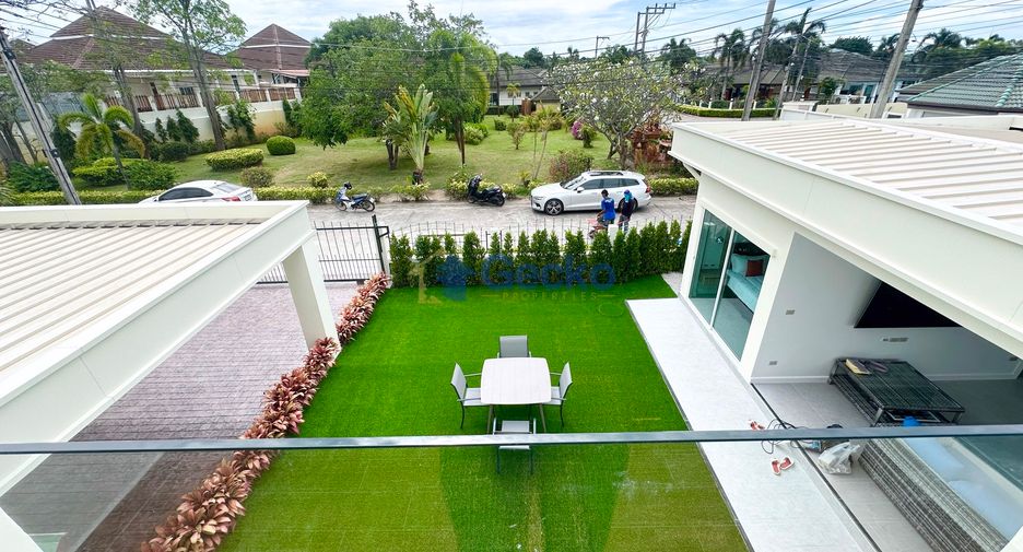 For rent 5 bedrooms house in Bang Lamung, Chonburi
