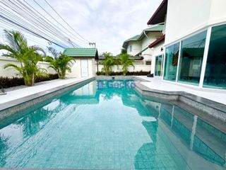 For rent 5 bedrooms house in Bang Lamung, Chonburi