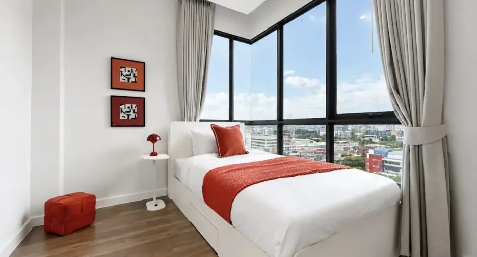 For rent 2 ベッドルーム condo in Phra Khanong, Bangkok