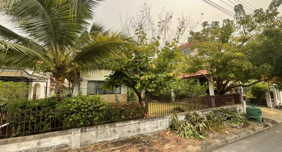 À vendre 4 chambres villa à Mueang Chiang Mai, Chiang Mai