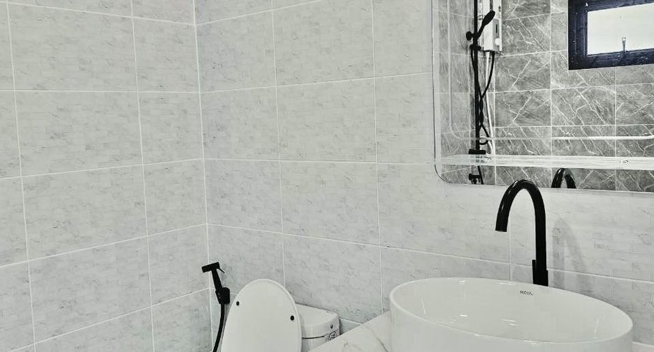 Продажа 3 спальни дом в Тхаланг, Пхукет