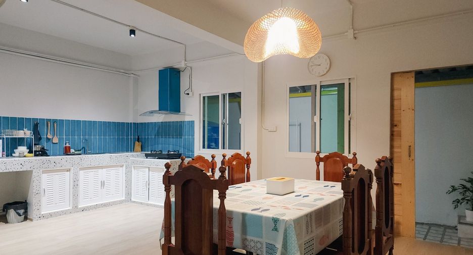 For rent 3 bedrooms townhouse in Mueang Chiang Mai, Chiang Mai