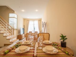 Reihenhaus zum Kauf mit 3 Zimmer in Mueang Chiang Mai, Chiang Mai